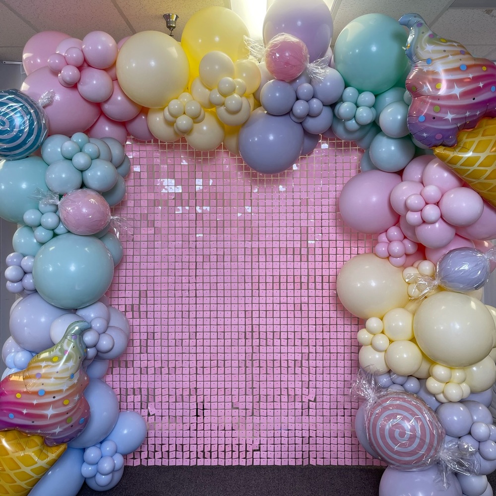 Balloon garland, wall and more 🎈Houston tx